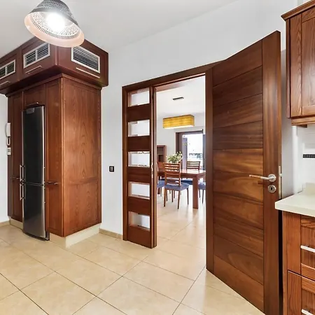 Home2book Luxury Playa Honda, Private Pool Вилла