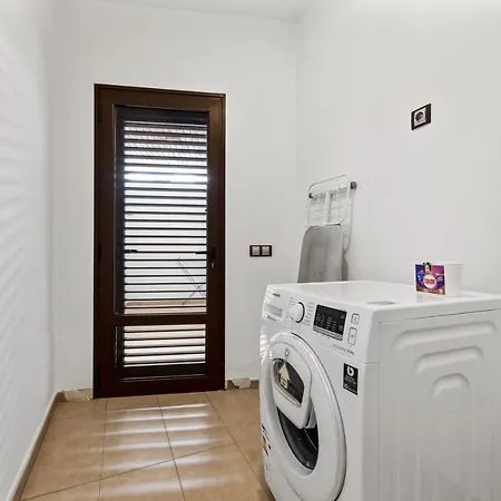 Вилла Home2book Luxury Playa Honda, Private Pool *