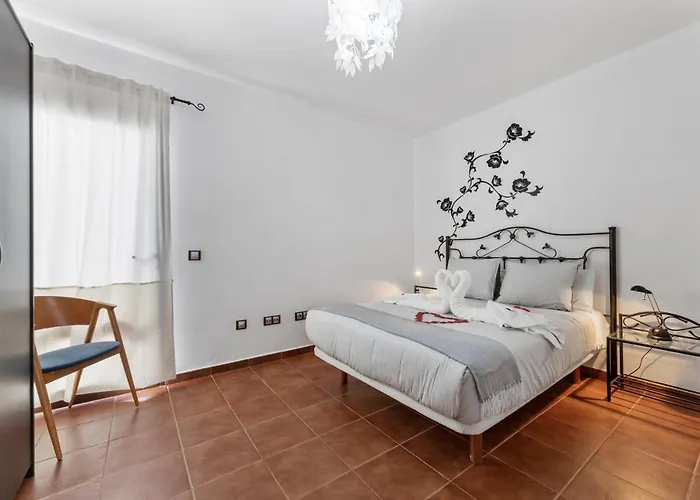 Home2book Luxury Playa Honda, Private Pool Villa Playa Honda (Lanzarote)